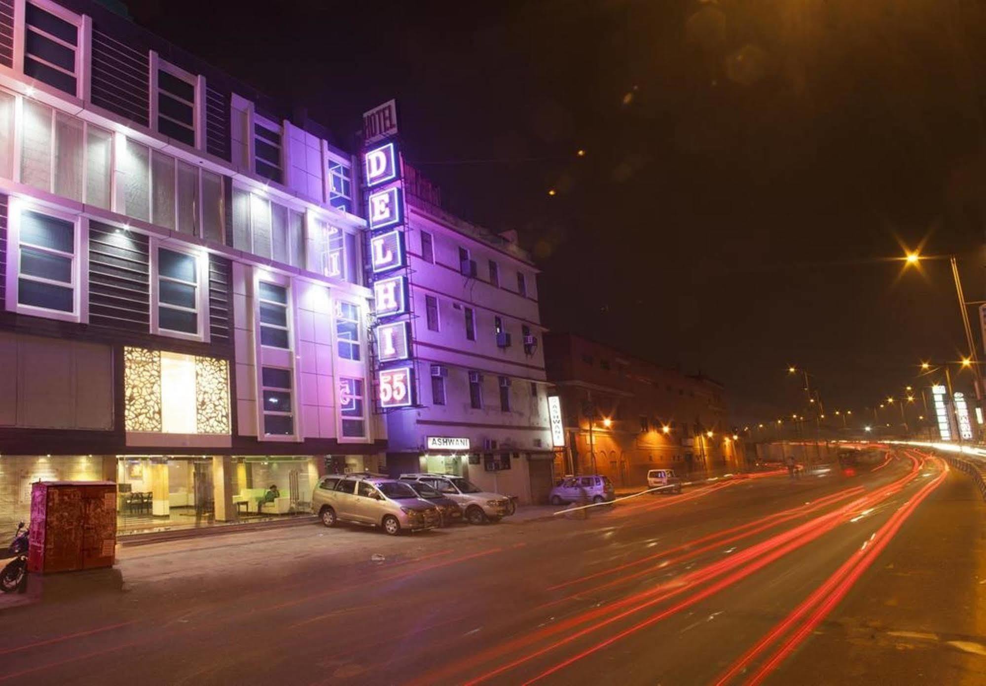 Hotel Delhi 55 -City Center New Delhi Exterior foto